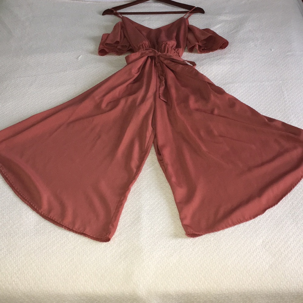 Leith coral jumpsuit with cold shoulder sleeves